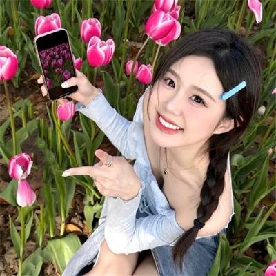 查理咬我手指